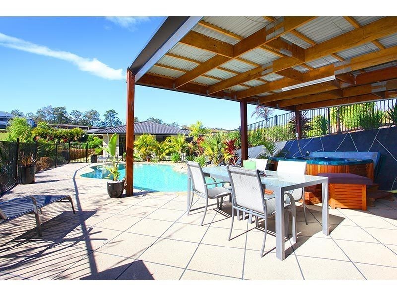 5 Lookout Place, Mount Nathan QLD 4211