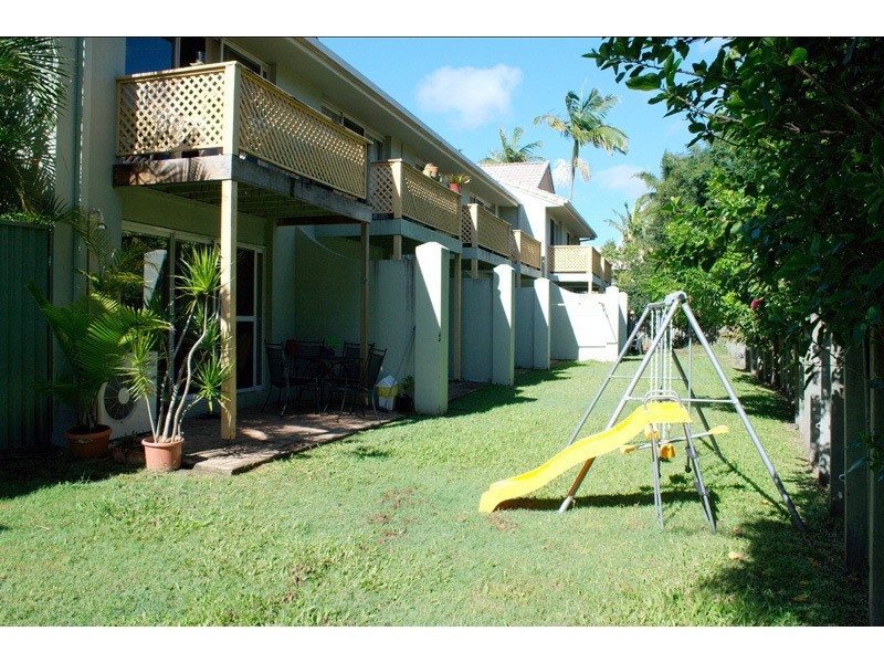 6/215 Cottesloe Drive, Mermaid Waters QLD 4218