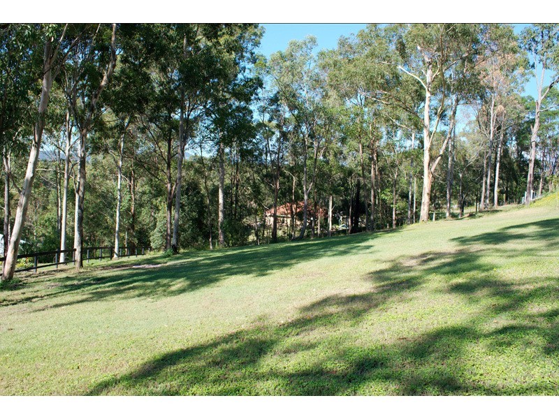 134 Crane Crescent, Nerang QLD 4211