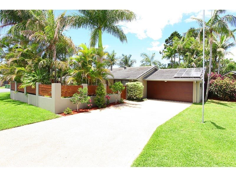 10 St Petersburg Place, Nerang QLD 4211