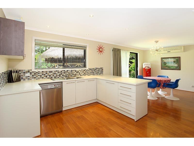 10 St Petersburg Place, Nerang QLD 4211