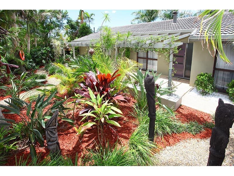 10 St Petersburg Place, Nerang QLD 4211