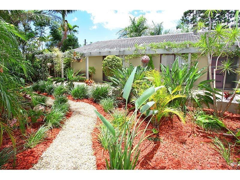 10 St Petersburg Place, Nerang QLD 4211