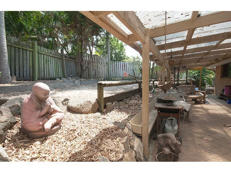 6 Lobban Court, Highland Park QLD 4211