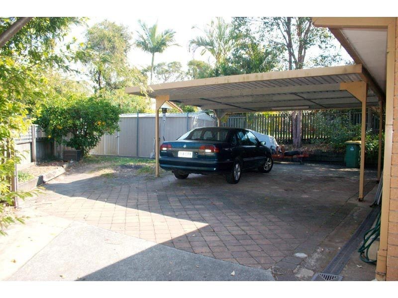 6 Lobban Court, Highland Park QLD 4211