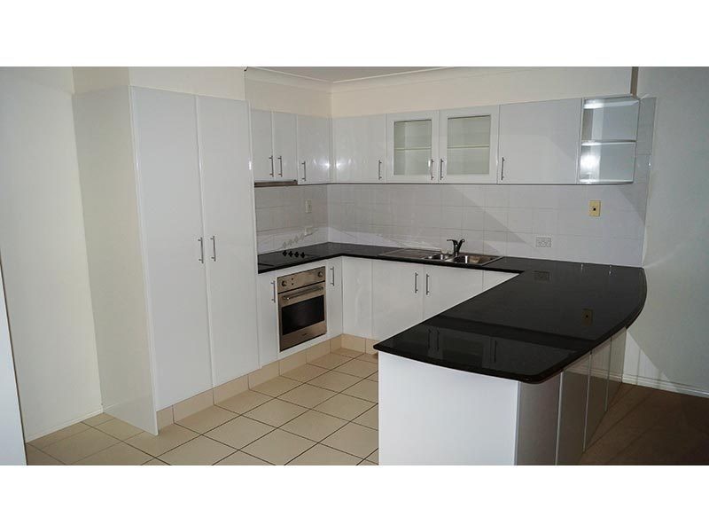 23/2 Ridgeline Way, Highland Park QLD 4211