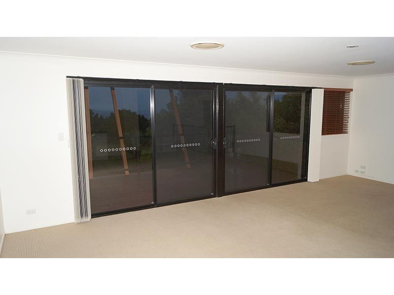 23/2 Ridgeline Way, Highland Park QLD 4211