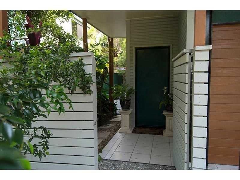 23/2 Ridgeline Way, Highland Park QLD 4211