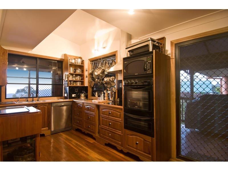 24 Outlook Avenue, Lower Beechmont QLD 4211