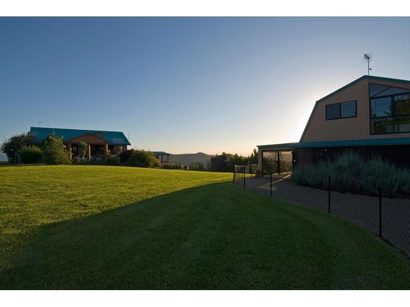 24a Outlook Avenue, Lower Beechmont QLD 4211