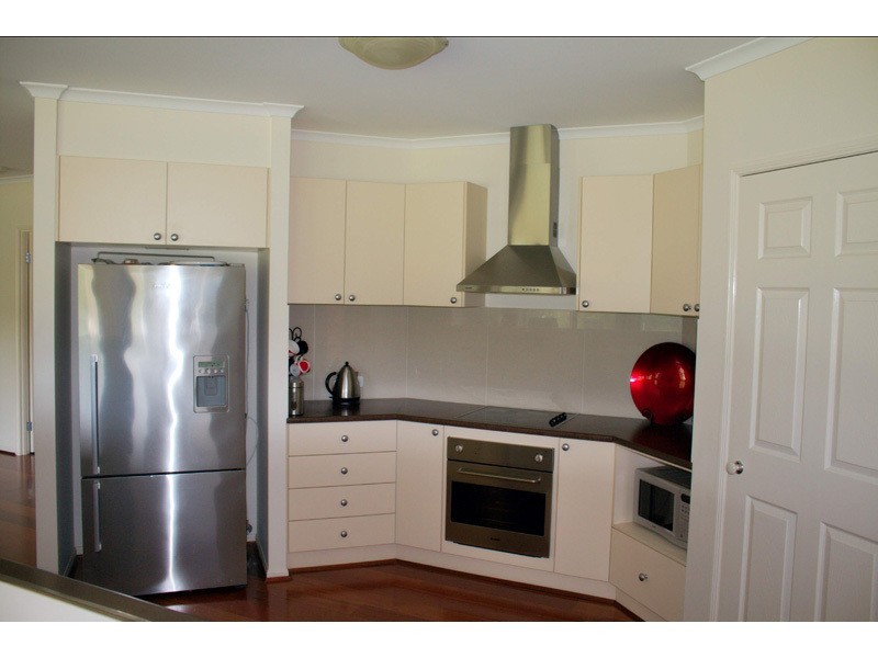 6 Lookout Place, Mount Nathan QLD 4211