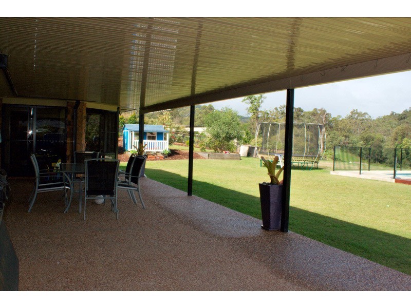 6 Lookout Place, Mount Nathan QLD 4211