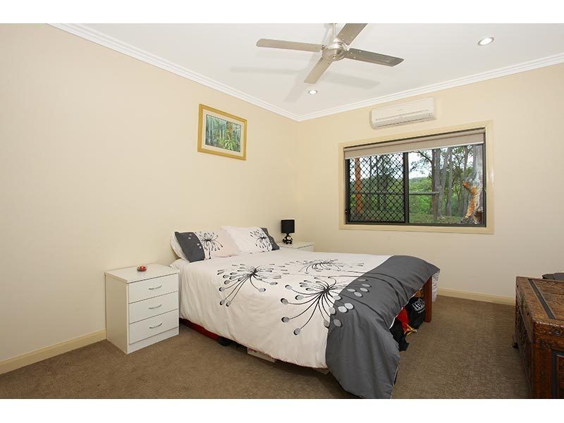 11 Lookout Place, Mount Nathan QLD 4211