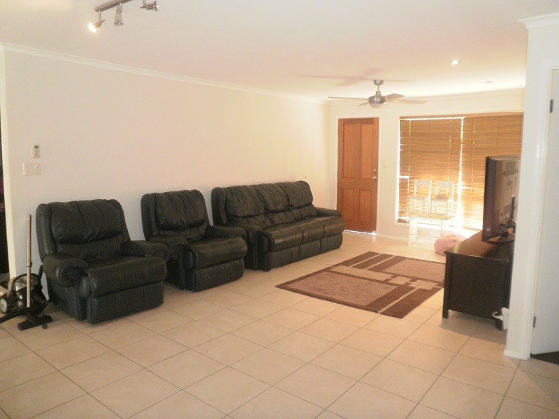 9/5 Keats Place, Nerang QLD 4211