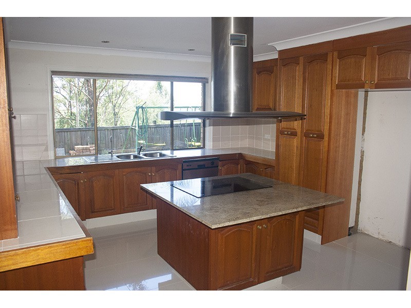 26 Arunta Drive, Mount Nathan QLD 4211