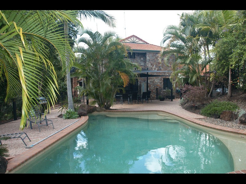 65 Birdlife Court, Nerang QLD 4211