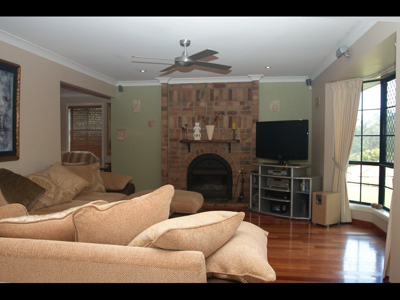 65 Birdlife Court, Nerang QLD 4211
