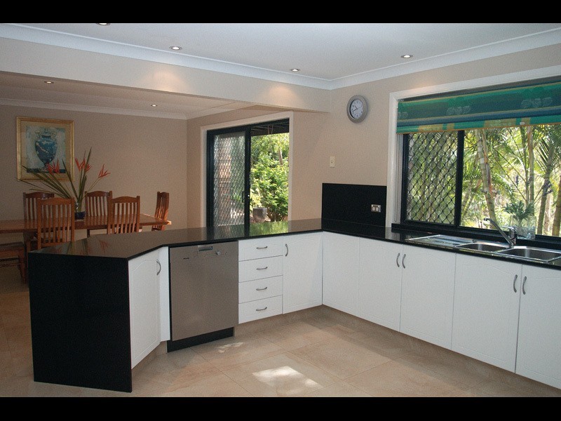 65 Birdlife Court, Nerang QLD 4211