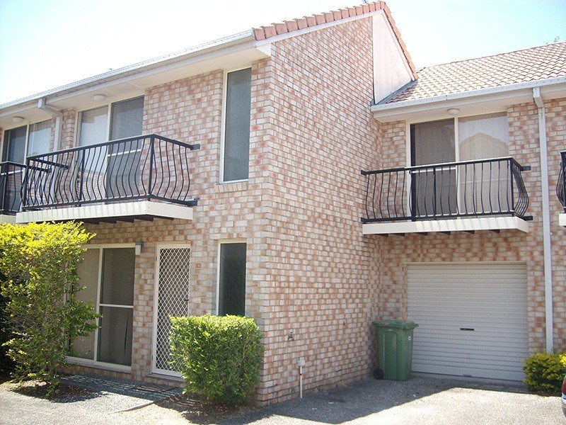 11/19 Blake Street, Southport QLD 4215