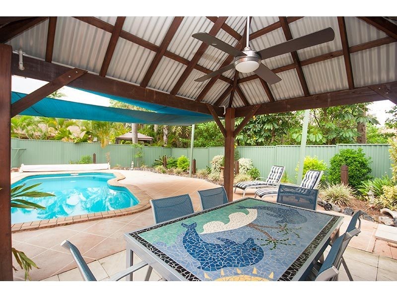 31 Kenneth Drive, Highland Park QLD 4211