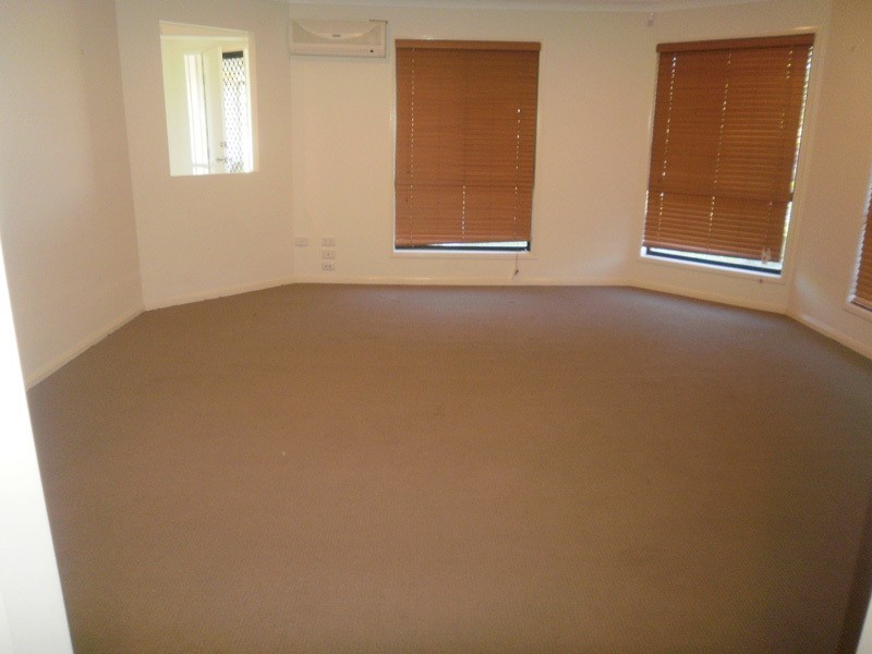 8 Koel Drive, Gilston QLD 4211
