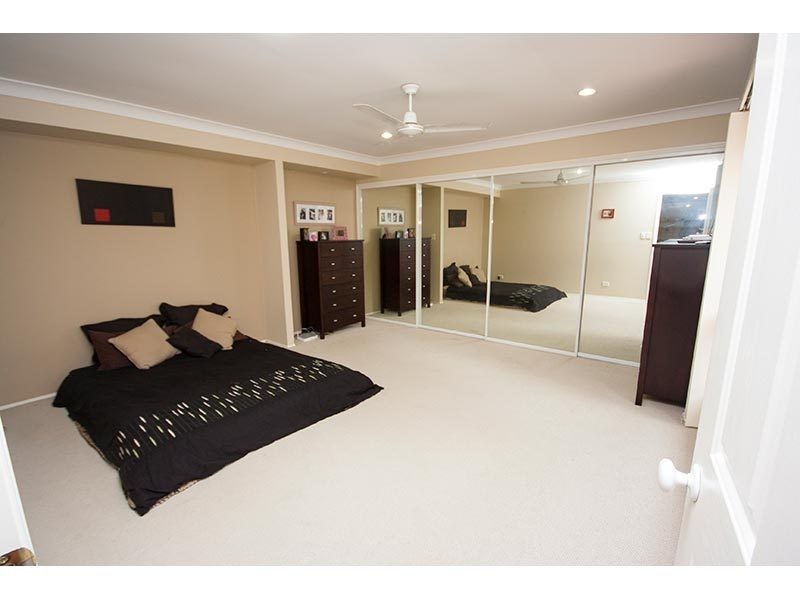 5 Yarandin Court, Worongary QLD 4213