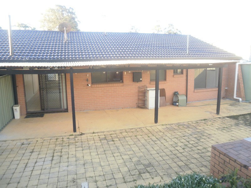 4 Wentworth Avenue, Molendinar QLD 4214