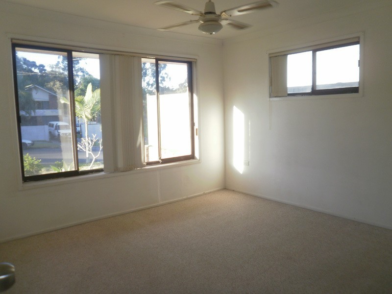 4 Wentworth Avenue, Molendinar QLD 4214