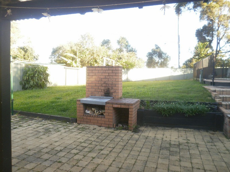 4 Wentworth Avenue, Molendinar QLD 4214