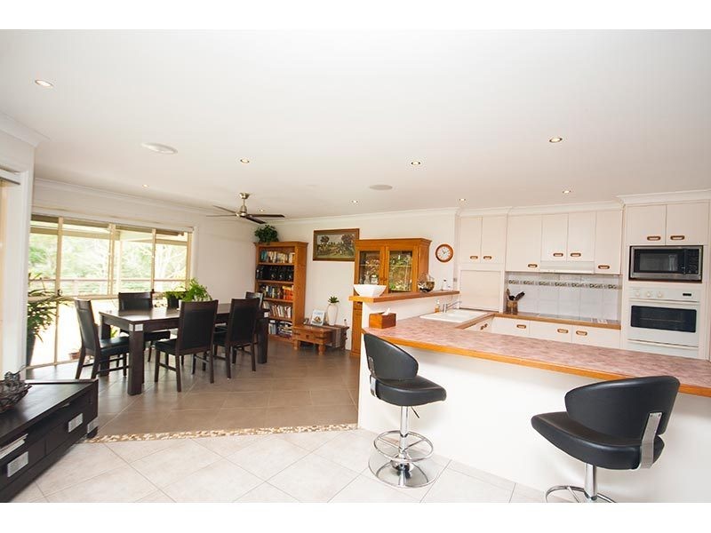 10 Birdlife Court, Nerang QLD 4211