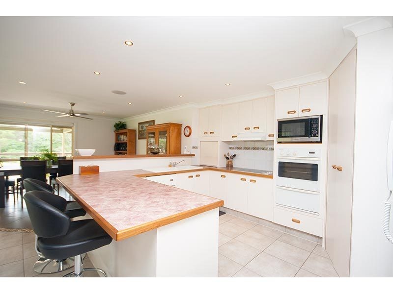 10 Birdlife Court, Nerang QLD 4211