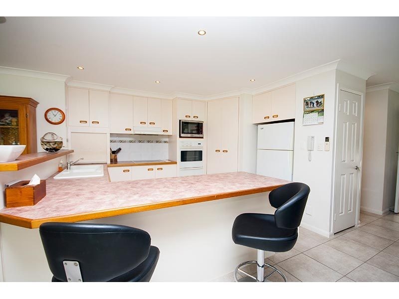 10 Birdlife Court, Nerang QLD 4211