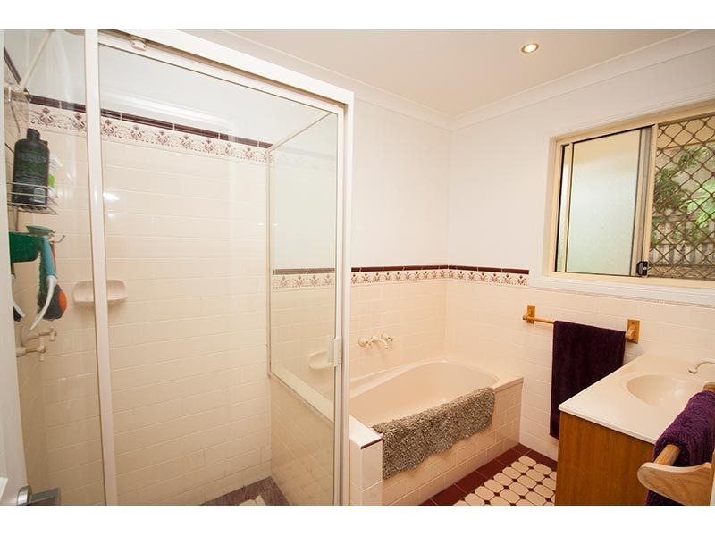 10 Birdlife Court, Nerang QLD 4211