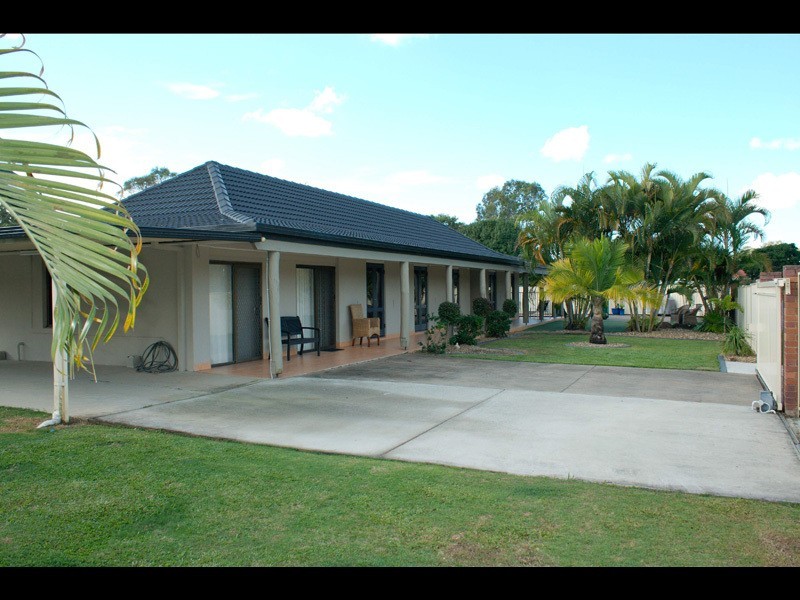 4 Nerang River Drive, Nerang QLD 4211