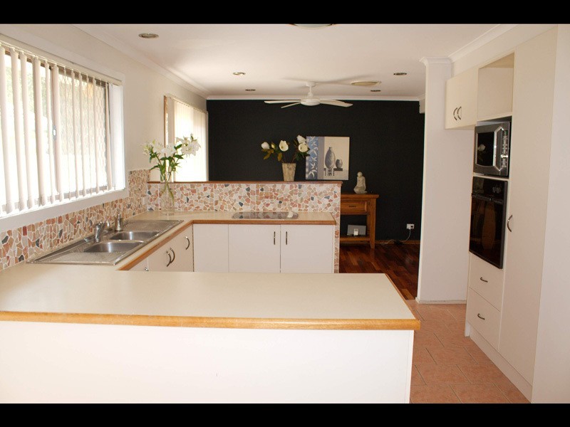 4 Nerang River Drive, Nerang QLD 4211