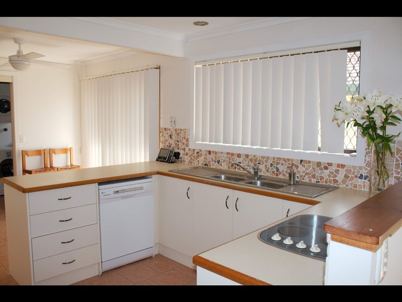 4 Nerang River Drive, Nerang QLD 4211