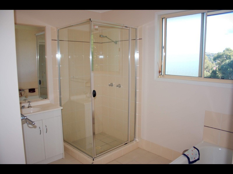 12 Sevenoaks Court, Worongary QLD 4213