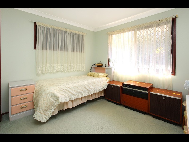 1 Tomanbil Terrace, Ashmore QLD 4214