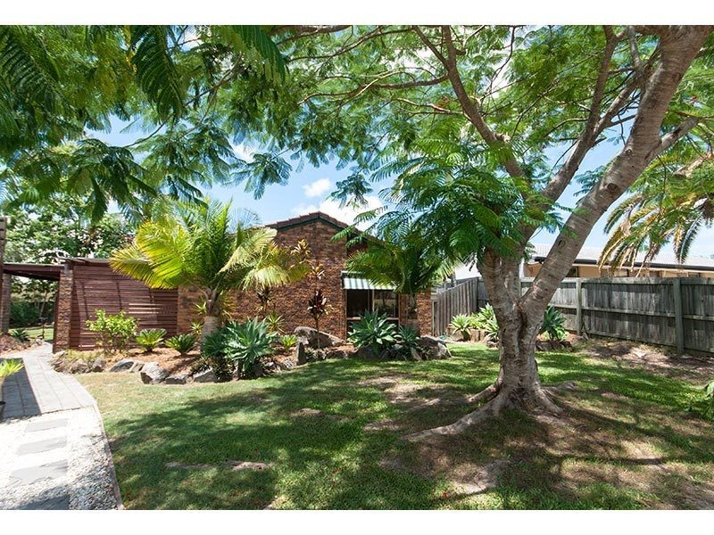 10 Buring Court, Highland Park QLD 4211