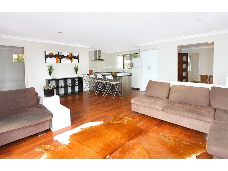 52 Tarlington Road, Lower Beechmont QLD 4211