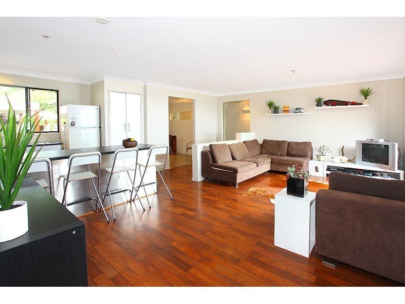 52 Tarlington Road, Lower Beechmont QLD 4211