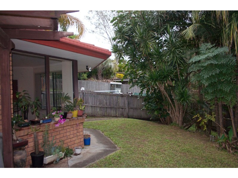19 Woolmere Street, Carrara QLD 4211