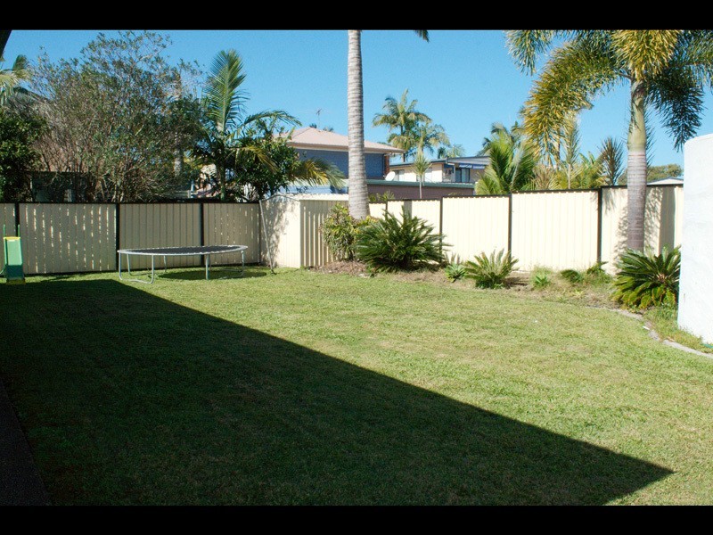 4 Coral Street, Steiglitz QLD 4207