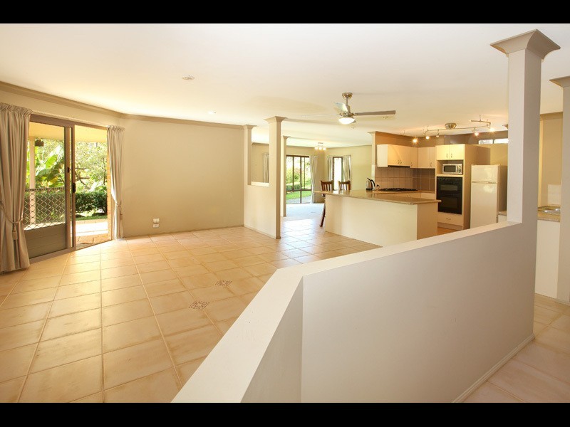 18 Belliss Road, Mount Nathan QLD 4211