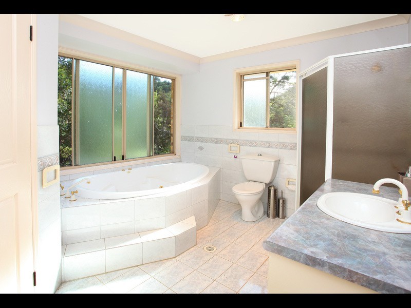18 Belliss Road, Mount Nathan QLD 4211