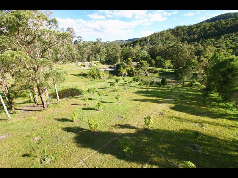 18 Belliss Road, Mount Nathan QLD 4211