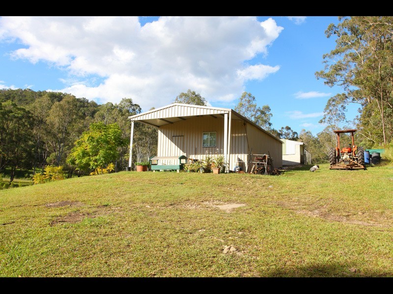 18 Belliss Road, Mount Nathan QLD 4211