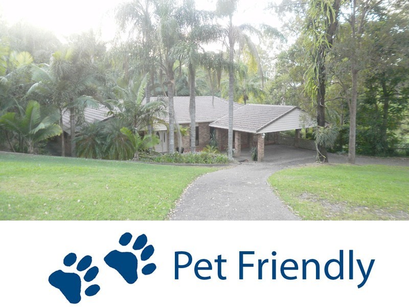 39 Winderadeen Drive, Highland Park QLD 4211