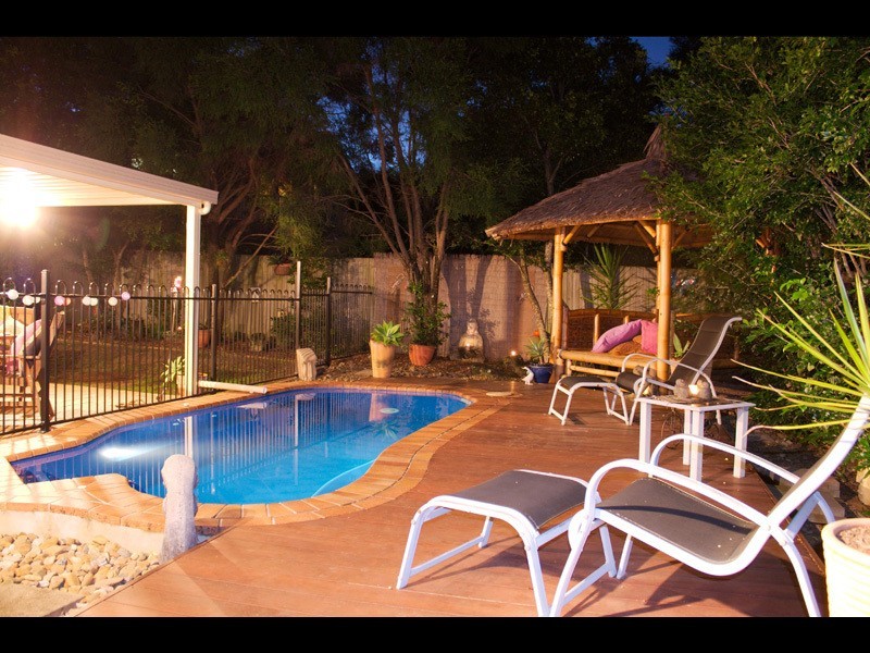 4 Gloucester Court, Highland Park QLD 4211