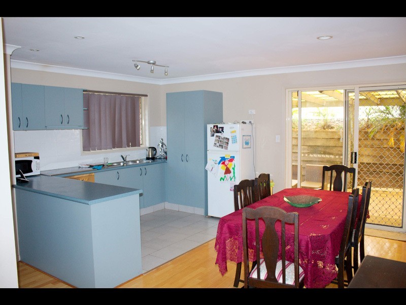 6 Gumleaf Court, Nerang QLD 4211